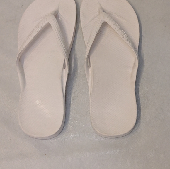 White Flip Flop Sandals for Women - Picture 4 of 7